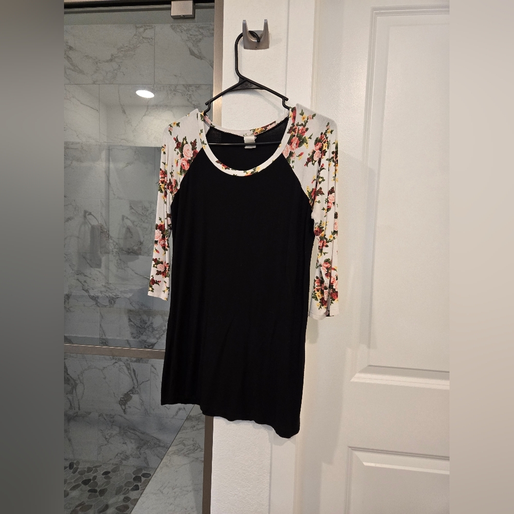 Black 3/4 sleeve